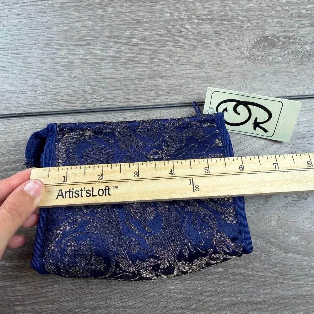 Oscar de la Renta Womens Cosmetic Bag Brocade Floral Blue Gold OS